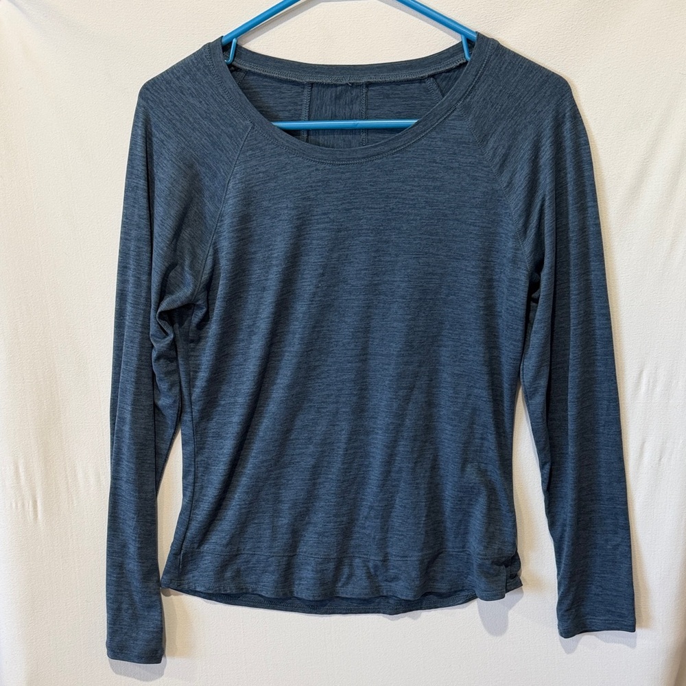 Women's Blue Long Sleeve Top
